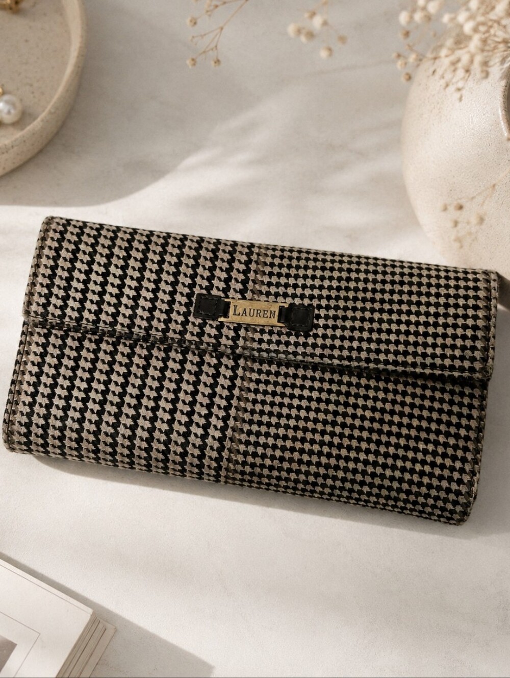 Lauren Ralph Lauren Women’s Brown Houndstooth Snap Flap Wallet Zip Pocket ID